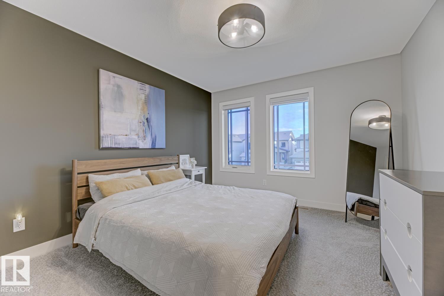 Photo 14 of 6038 Crawford Dr Sw, Edmonton AB