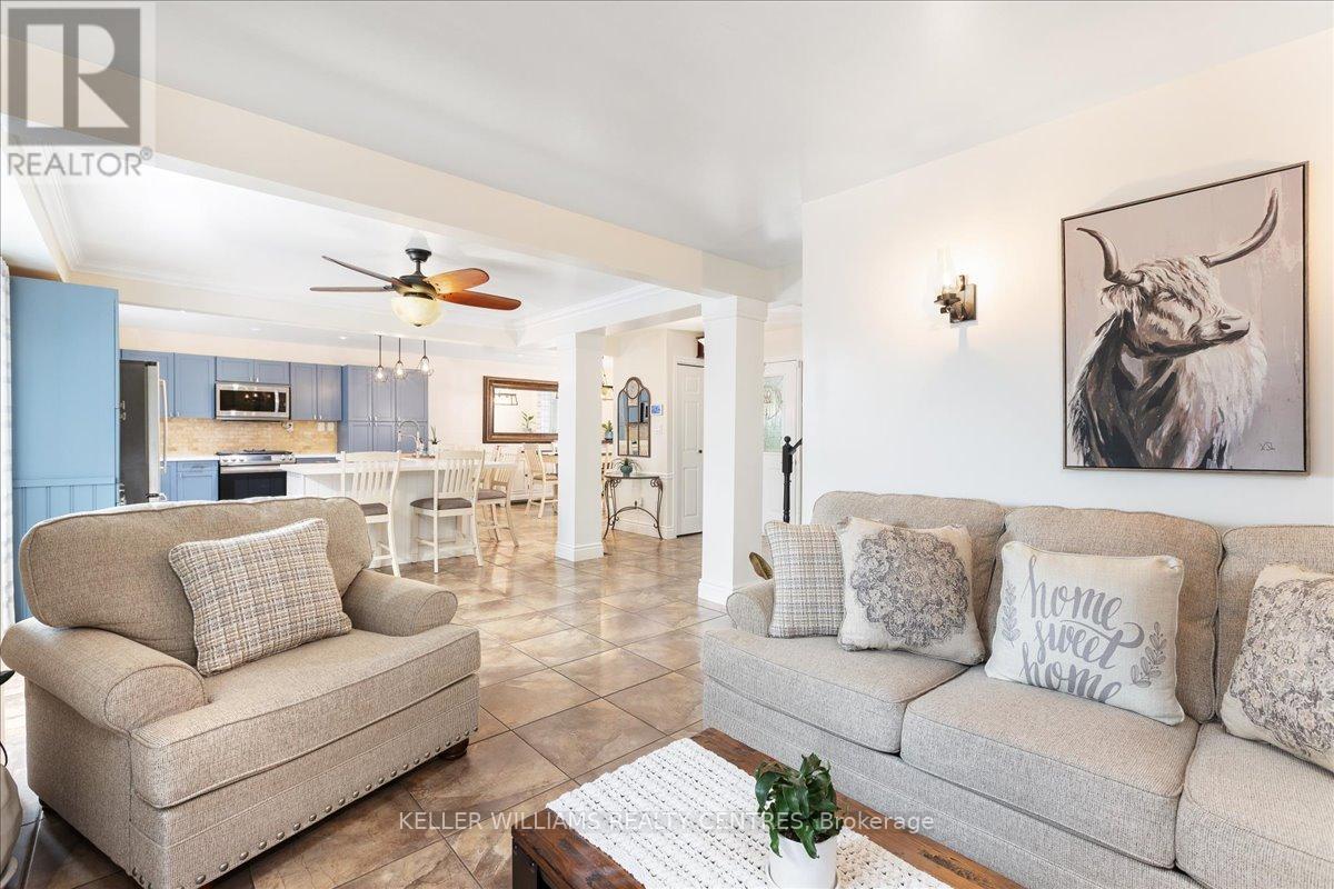 Photo 16 of 875 Knotwood Court, Whitby ON