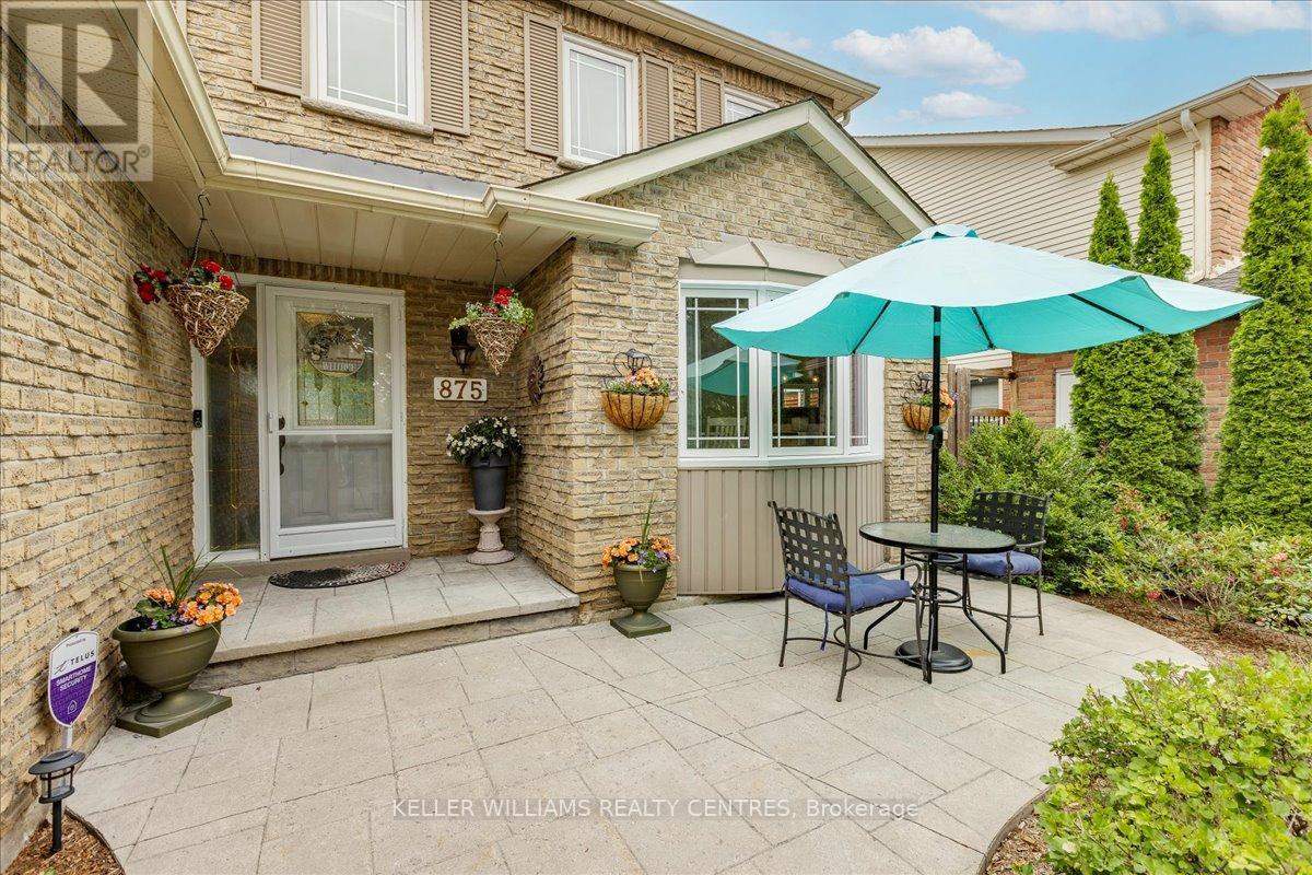 Photo 7 of 875 Knotwood Court, Whitby ON