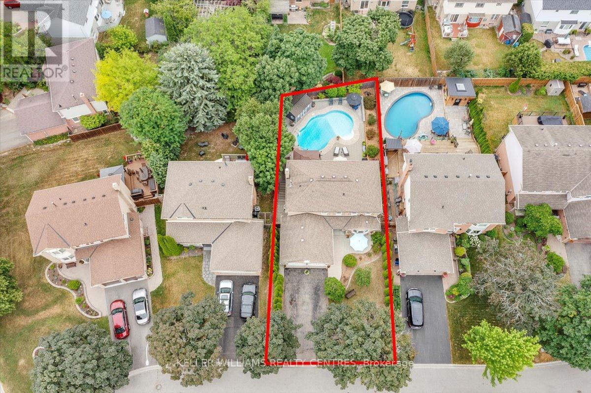 Photo 36 of 875 Knotwood Court, Whitby ON