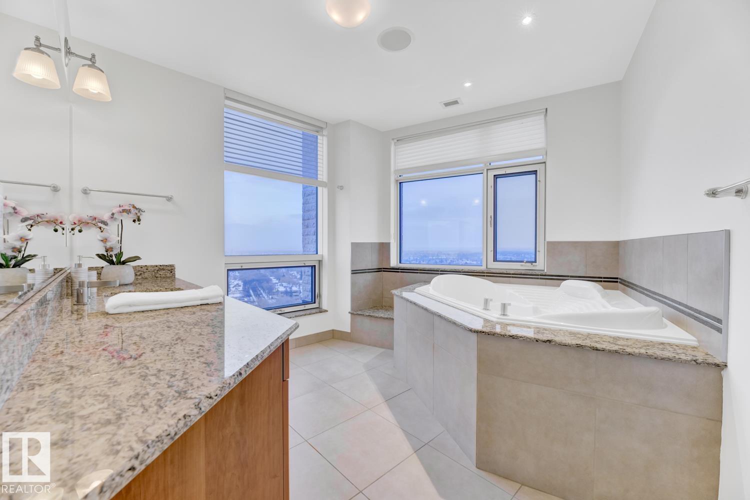 Photo 46 of 1900 10035 Saskatchewan Dr Nw, Edmonton AB