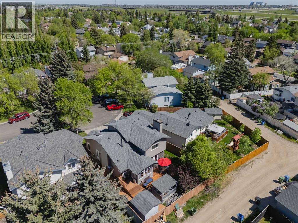 Single Family House for Sale in  McKinley Place SE McKenzie Lake Calgary 