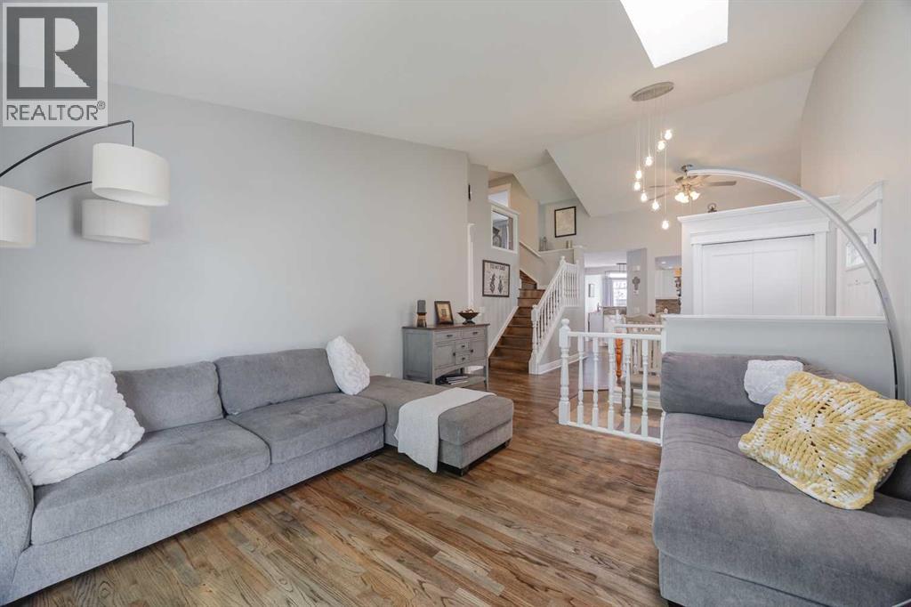 Single Family House for Sale in  McKinley Place SE McKenzie Lake Calgary 