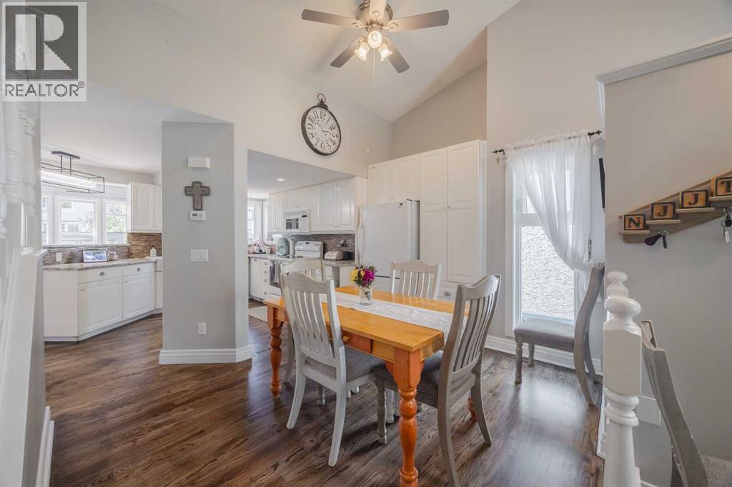 Single Family House for Sale in  McKinley Place SE McKenzie Lake Calgary 