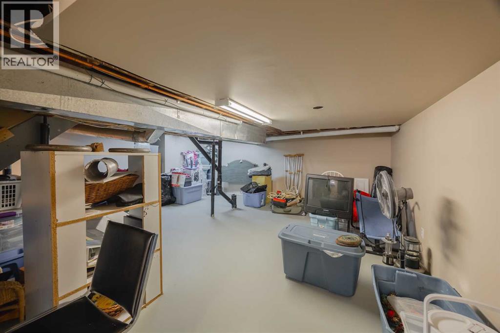 Single Family House for Sale in  McKinley Place SE McKenzie Lake Calgary 