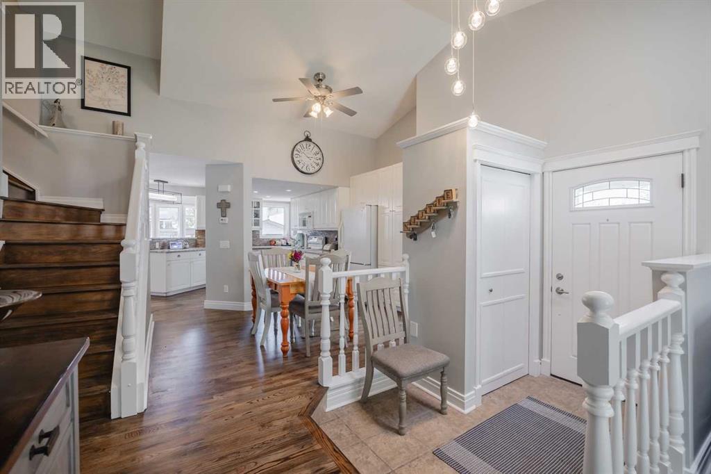 Single Family House for Sale in  McKinley Place SE McKenzie Lake Calgary 