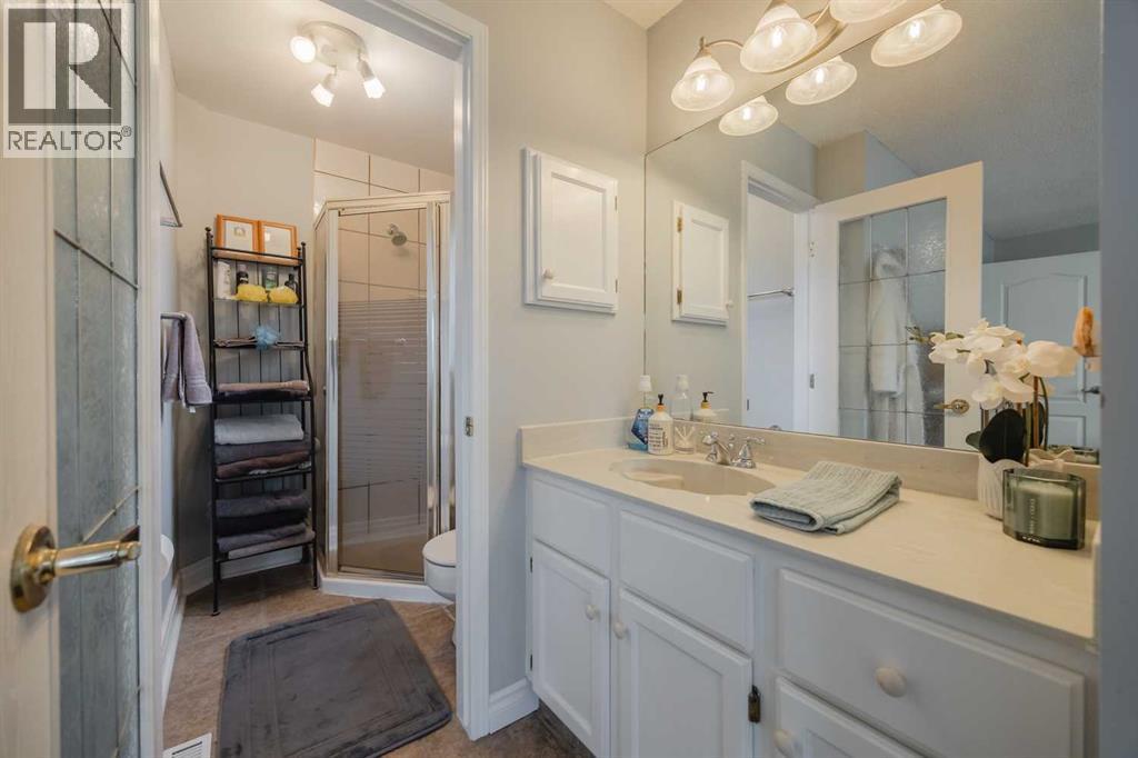 Single Family House for Sale in  McKinley Place SE McKenzie Lake Calgary 