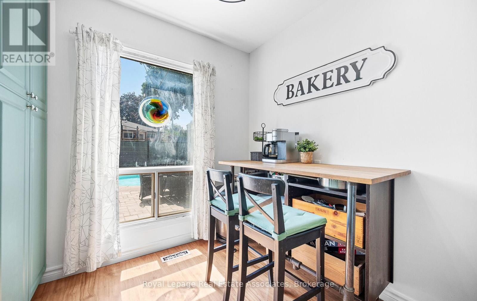 Photo 20 of 296 Chantenay Drive, Mississauga ON