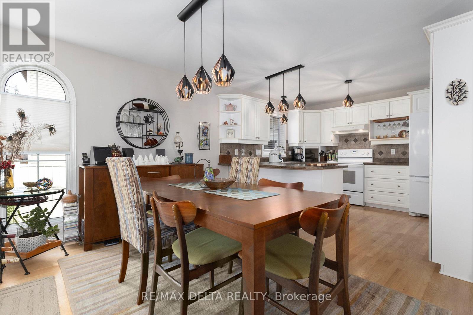 Photo 9 of 176 Louise Street, Clarencerockland ON
