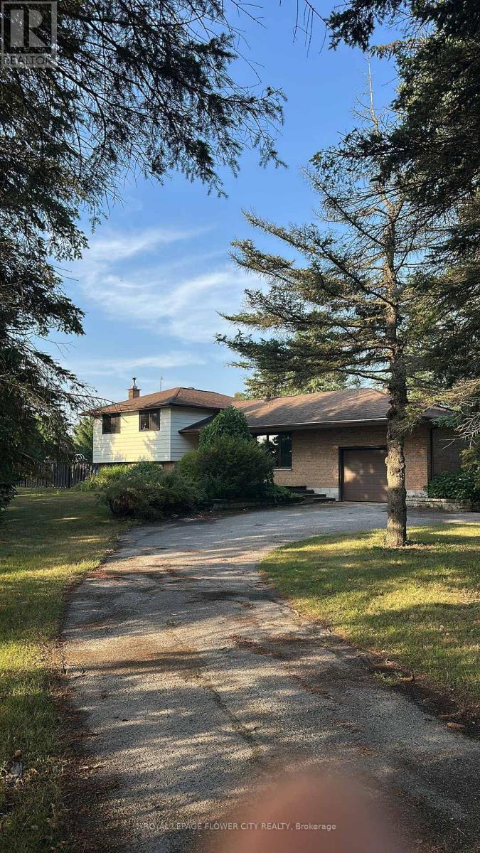 Photo 1 of 7076 5th Side Road N, Innisfil ON
