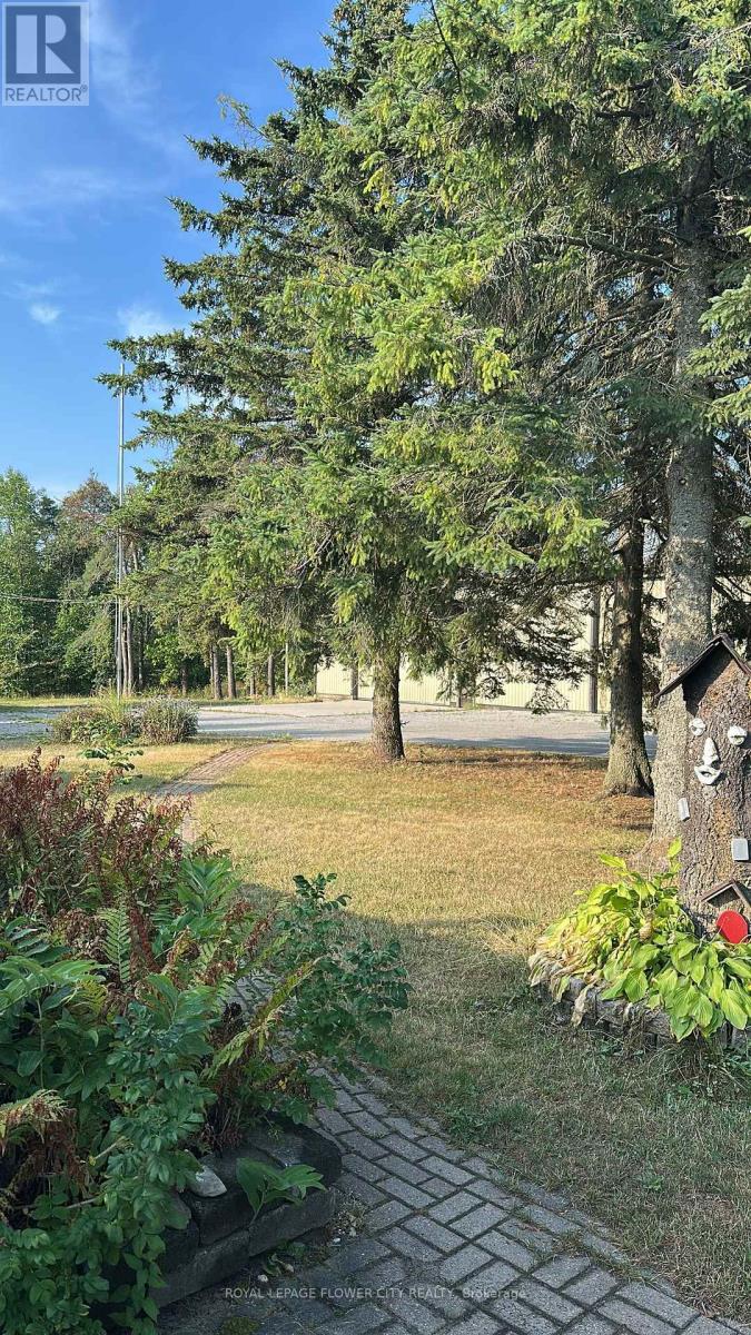 Photo 40 of 7076 5th Side Road N, Innisfil ON