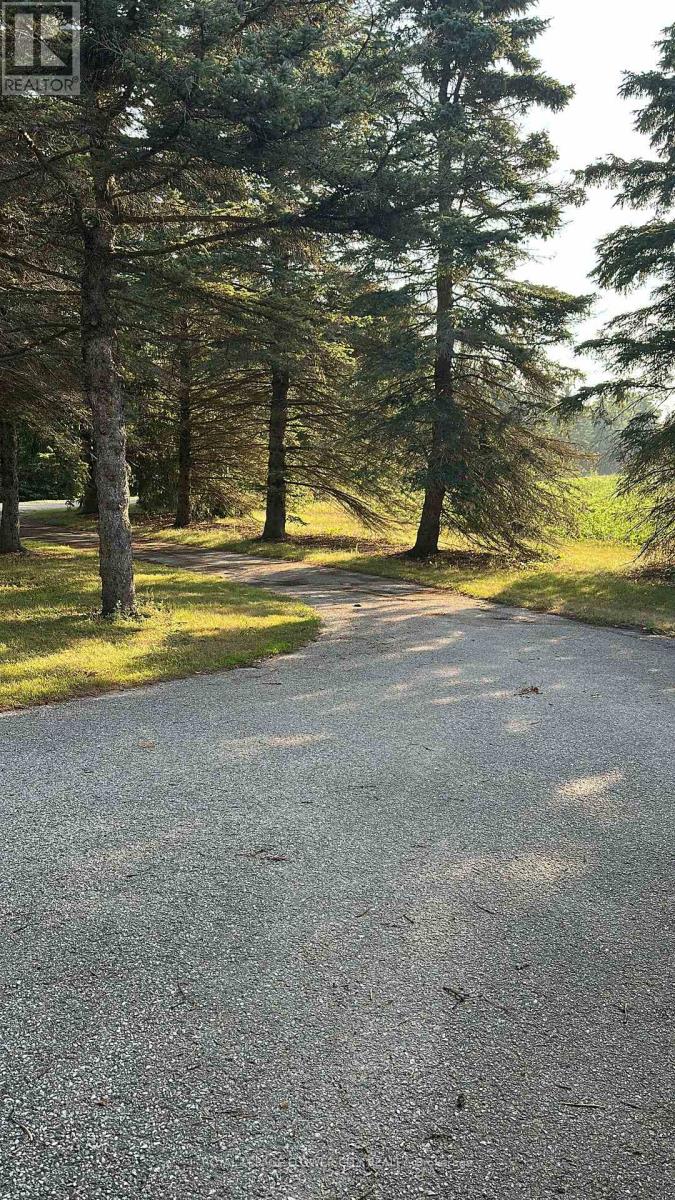 Photo 38 of 7076 5th Side Road N, Innisfil ON