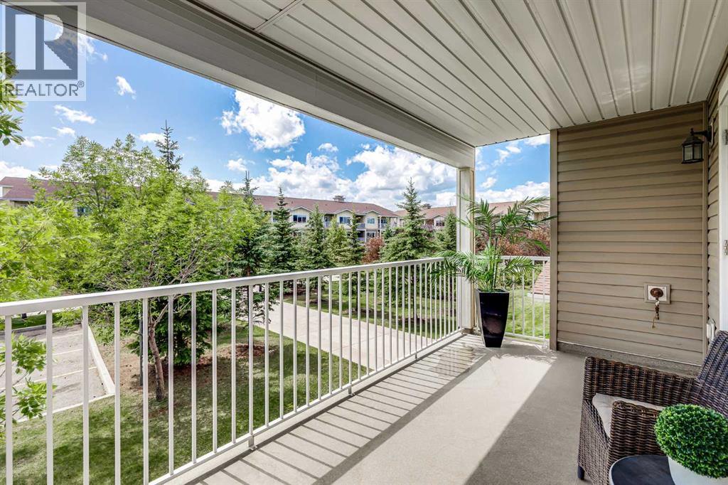 Photo 3 of 1202 4 Kingsland Close Se, Airdrie AB