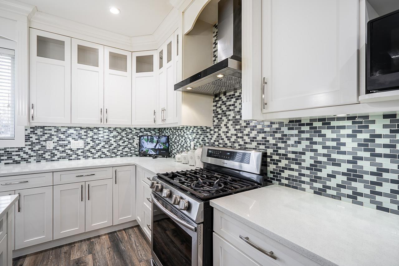 Photo 11 of 32925 Peebles Drive, Mission BC