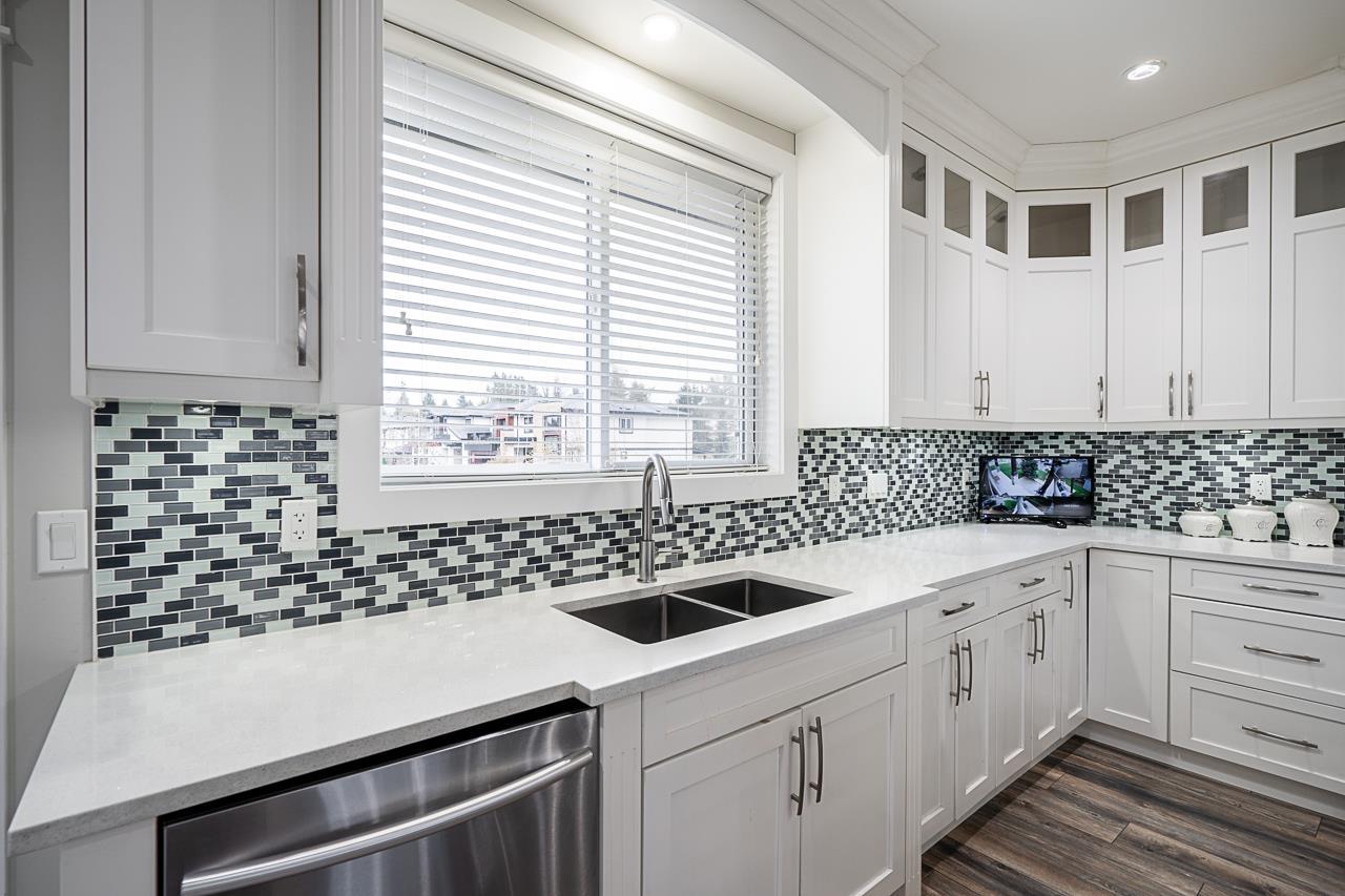 Photo 12 of 32925 Peebles Drive, Mission BC