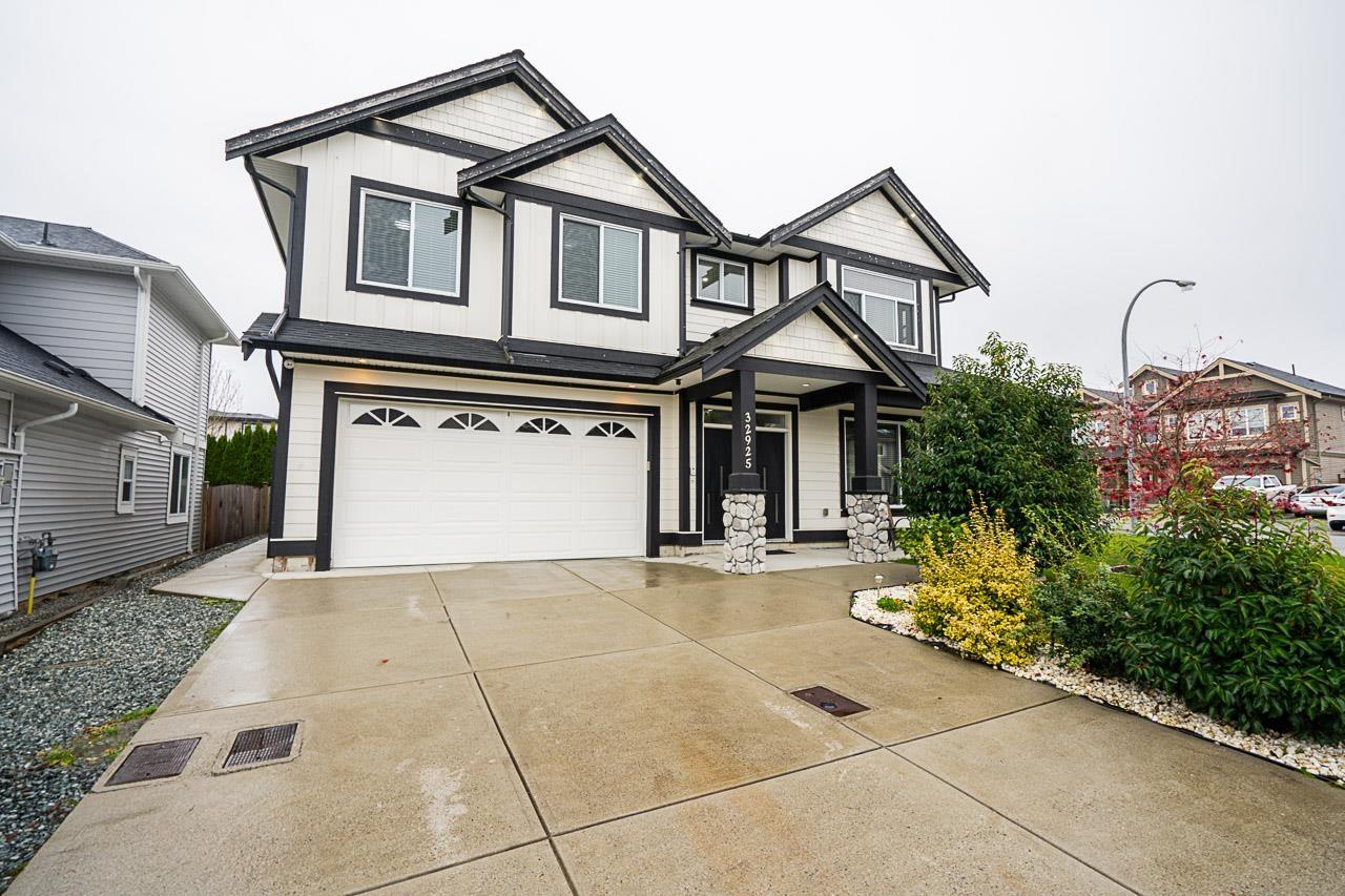 Photo 36 of 32925 Peebles Drive, Mission BC