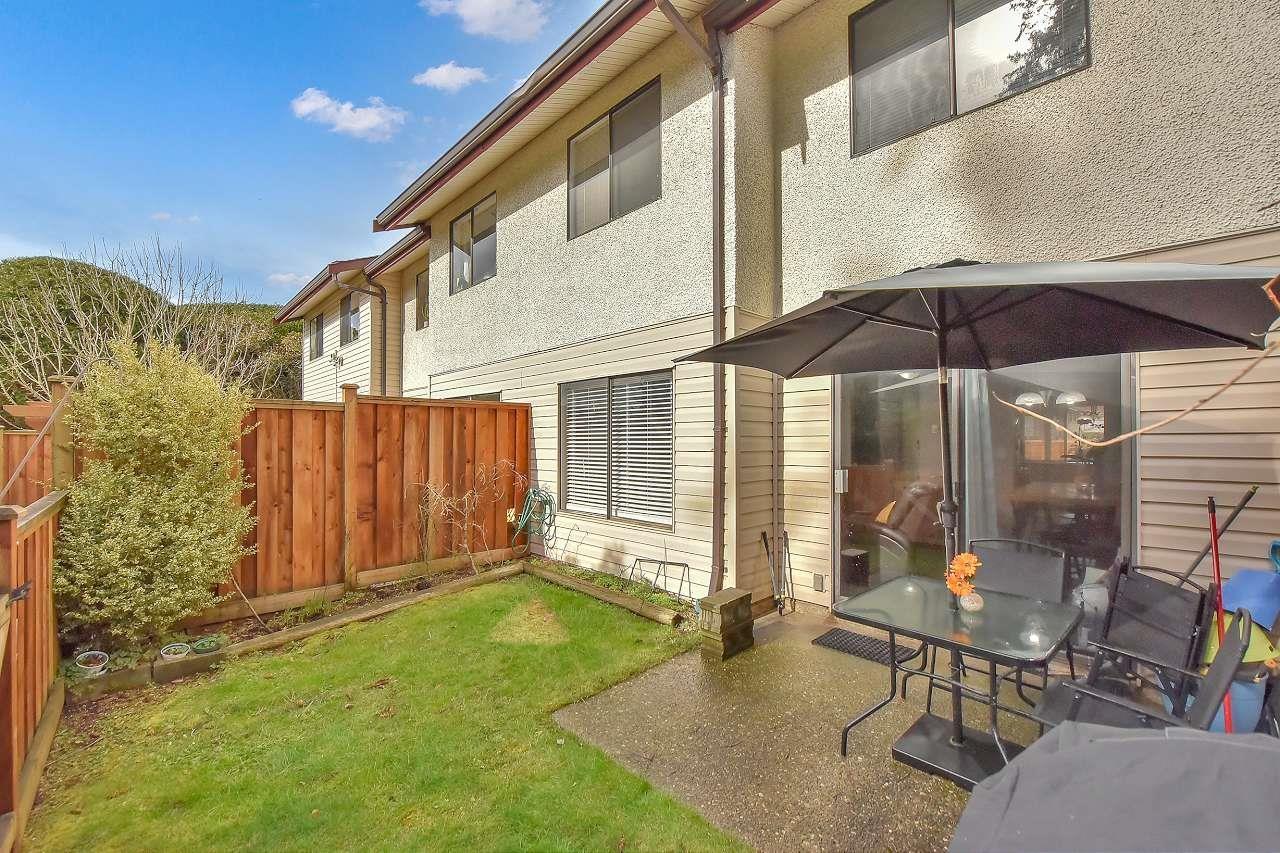 Photo 5 of 105 13880 74 Avenue, Surrey BC