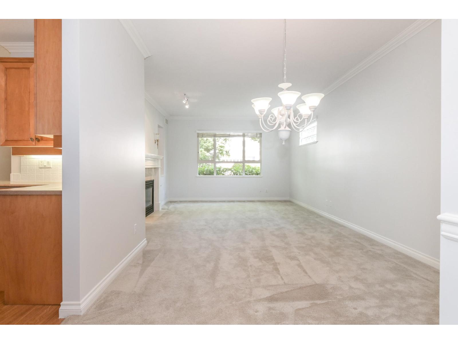Photo 14 of 45 15055 20 Avenue, Surrey BC
