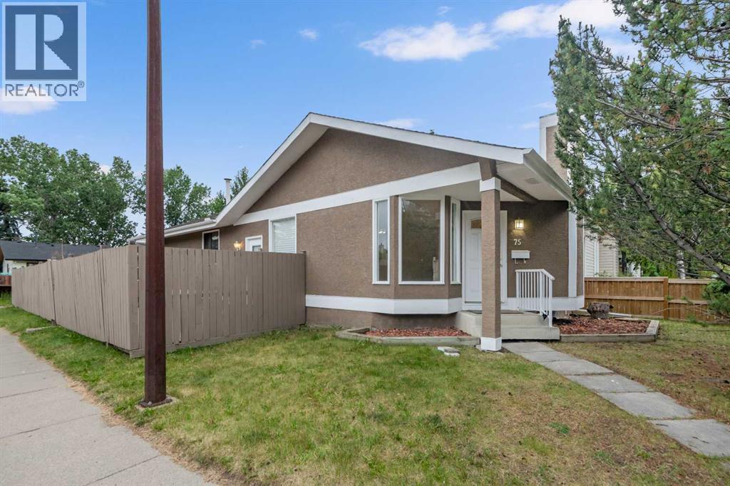 Single Family House Bungalow for Sale in  Woodglen Close SW Woodbine Calgary 