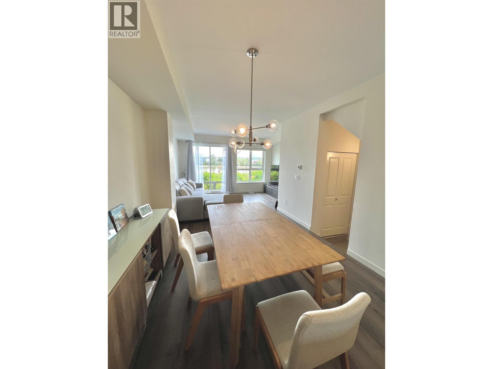Photo 6 of 49 10311 River Drive, Richmond BC