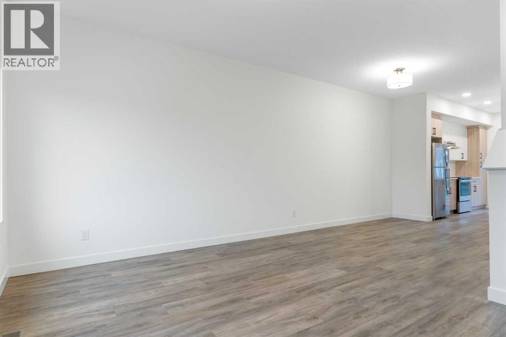 Photo 22 of 503 24 Rivercrest Drive, Cochrane AB