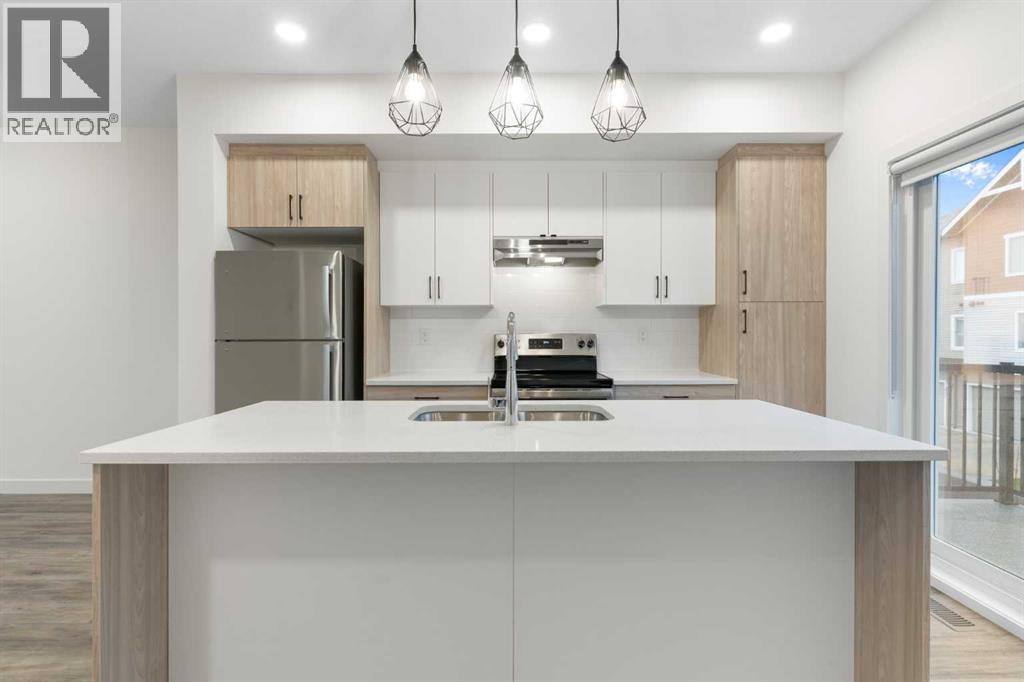 Photo 2 of 503 24 Rivercrest Drive, Cochrane AB