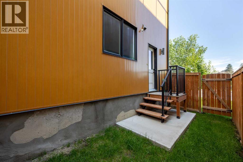 Single Family House for Sale in   Spruce Drive SW Spruce Cliff Calgary 