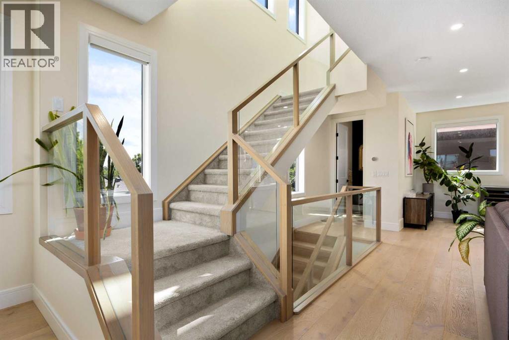 Single Family House for Sale in   Spruce Drive SW Spruce Cliff Calgary 