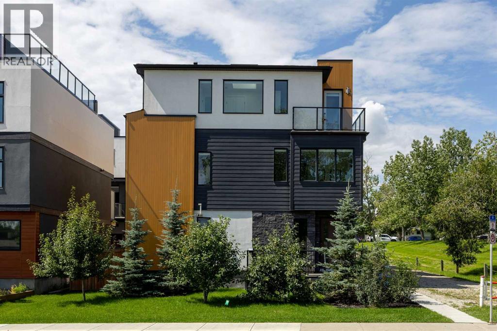 Single Family House for Sale in   Spruce Drive SW Spruce Cliff Calgary 