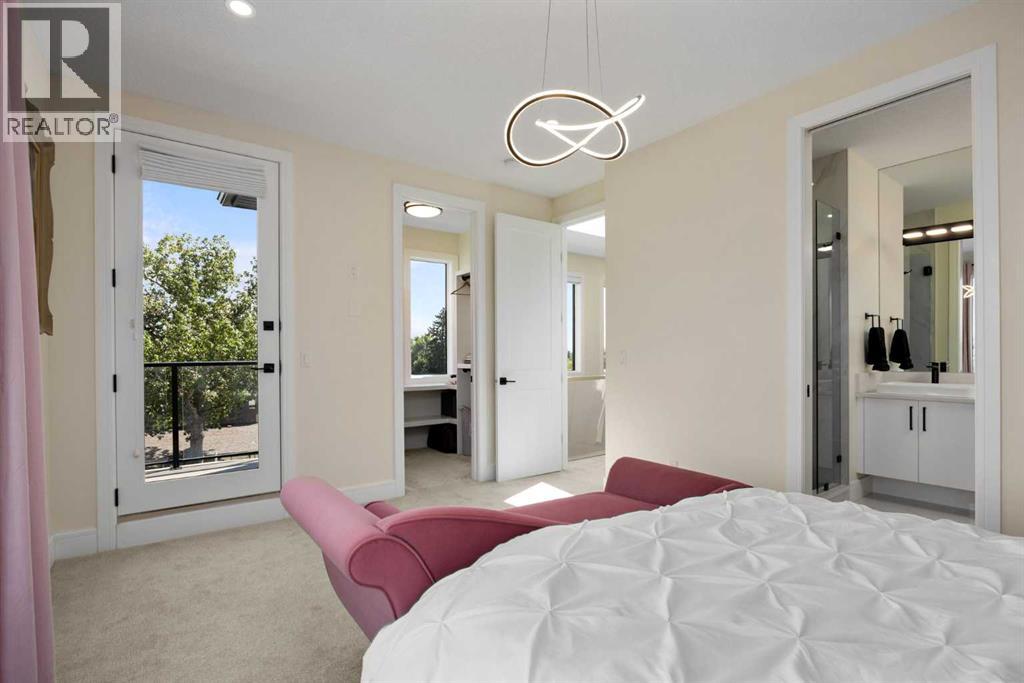 Single Family House for Sale in   Spruce Drive SW Spruce Cliff Calgary 