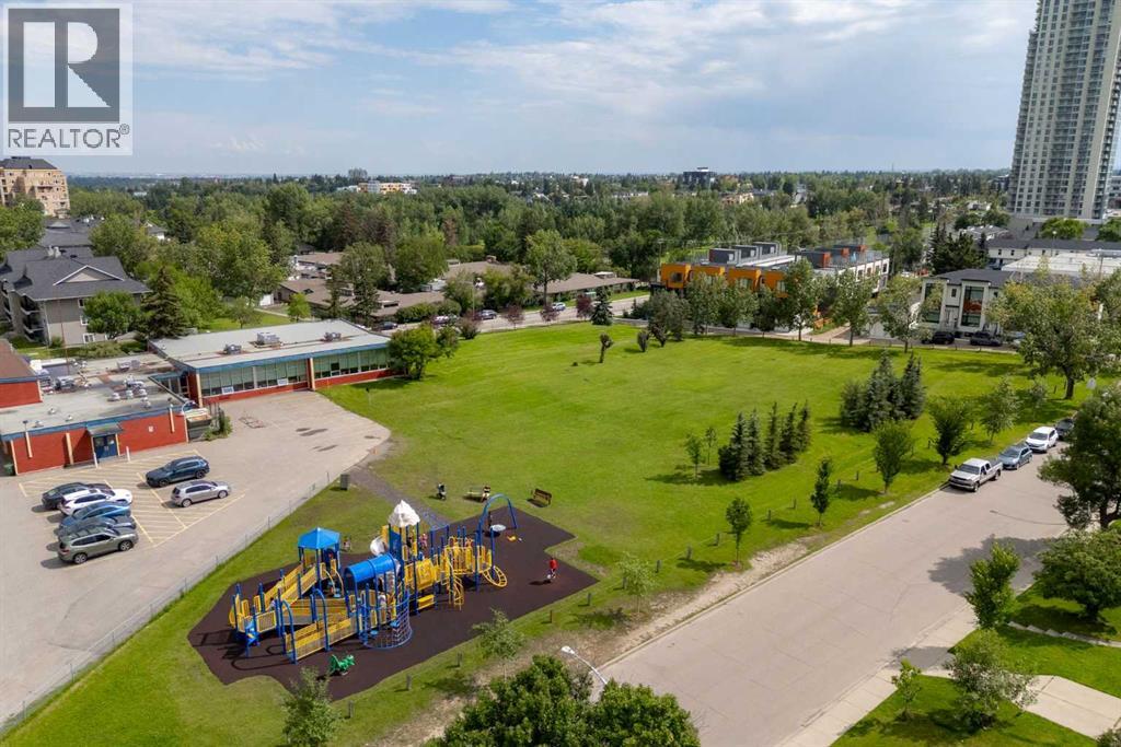 Single Family House for Sale in   Spruce Drive SW Spruce Cliff Calgary 