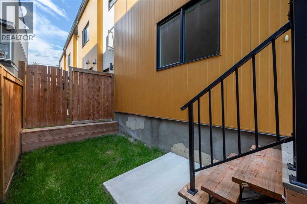 Single Family House for Sale in   Spruce Drive SW Spruce Cliff Calgary 