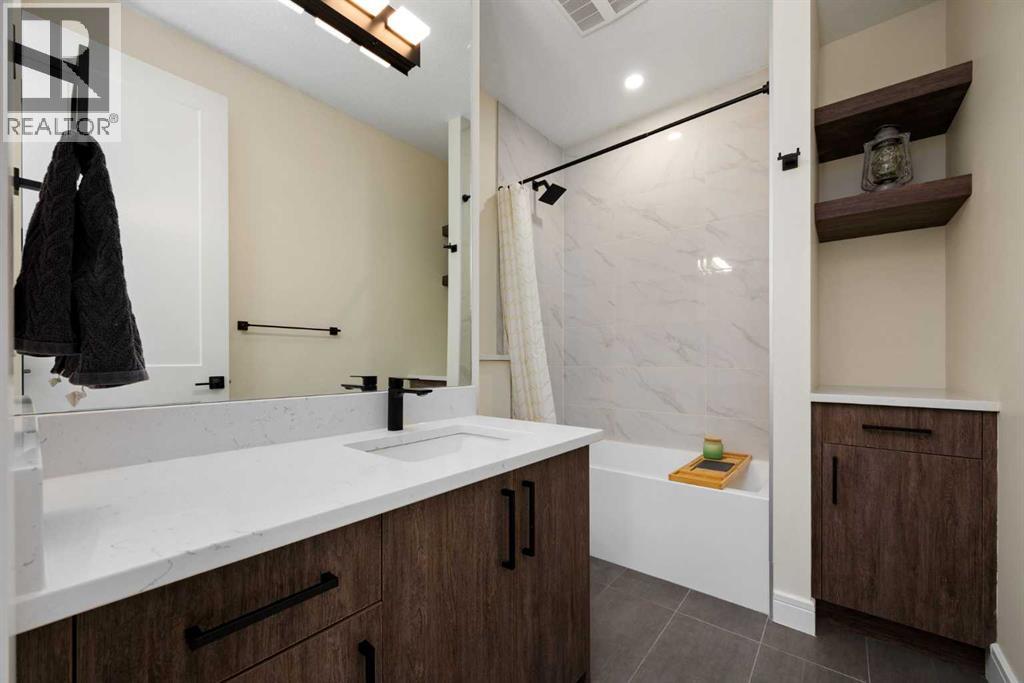 Single Family House for Sale in   Spruce Drive SW Spruce Cliff Calgary 