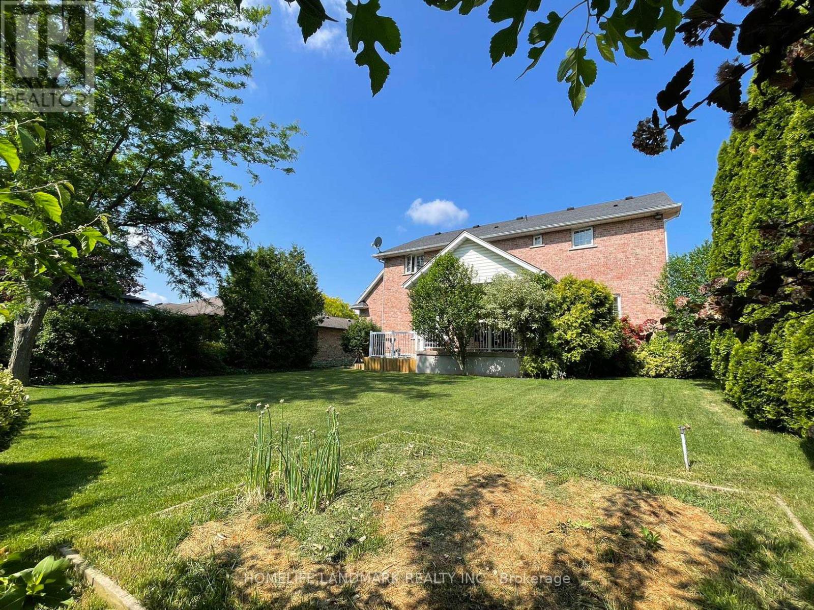 Photo 18 of 7751 South Wood Drive, Niagara Falls ON