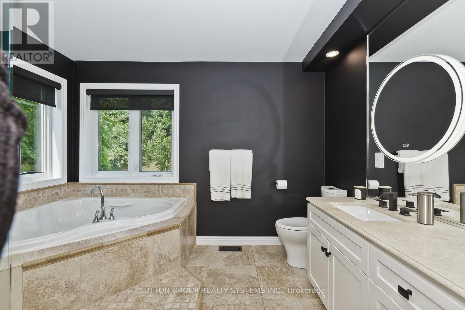 Photo 34 of 243 Christie Street, Guelph Eramosa ON