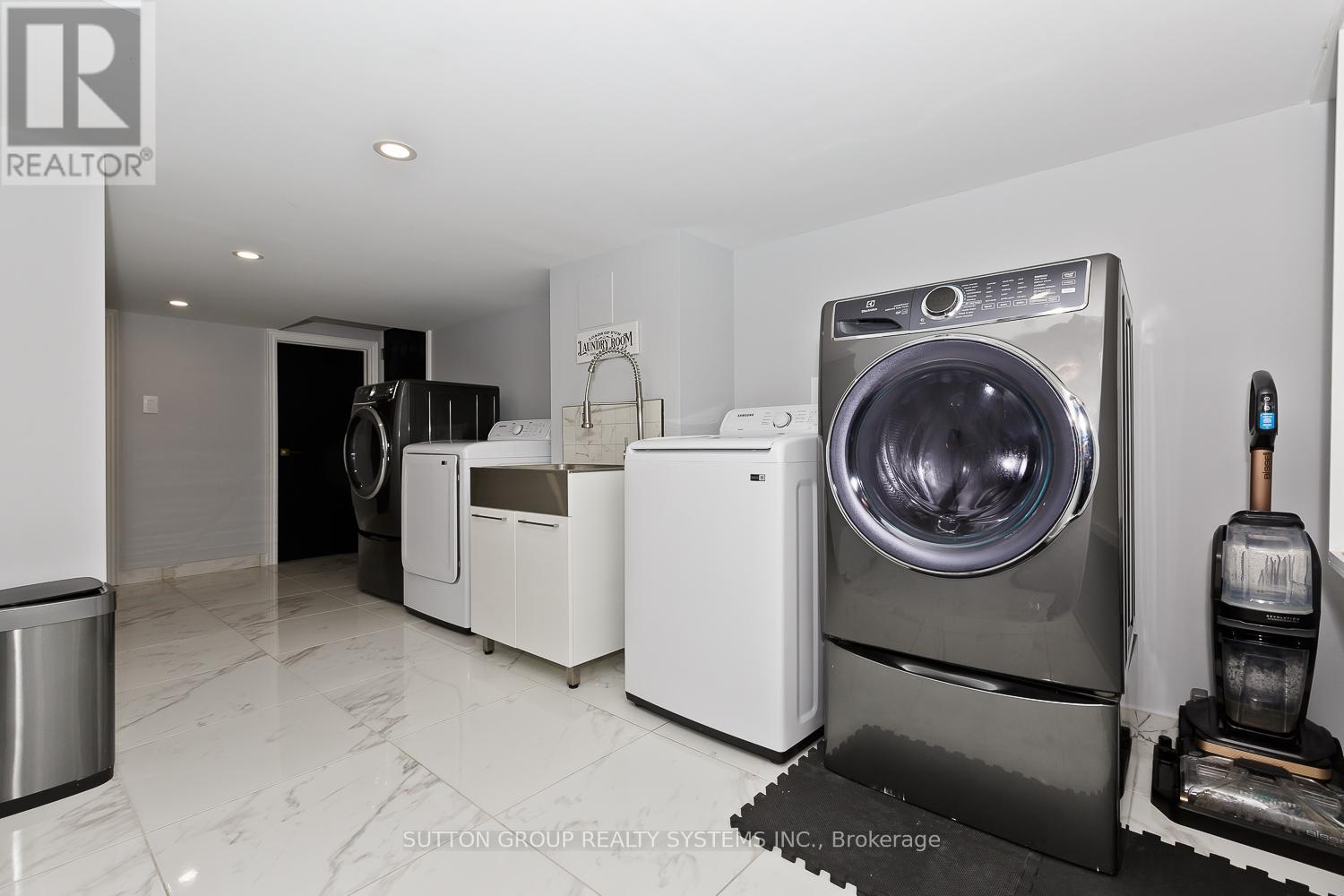 Photo 37 of 243 Christie Street, Guelph Eramosa ON