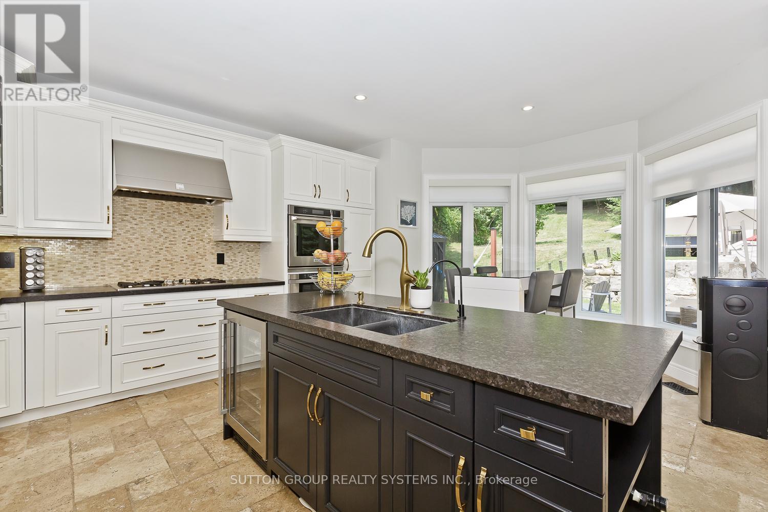 Photo 8 of 243 Christie Street, Guelph Eramosa ON