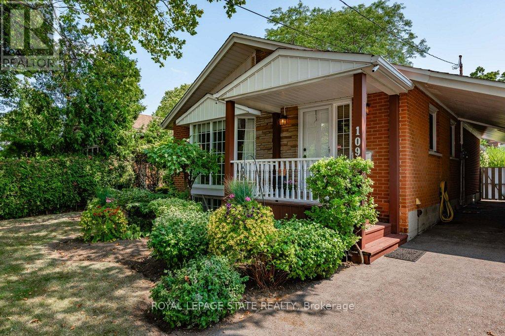 Photo 5 of 109 West 31st Street, Hamilton ON