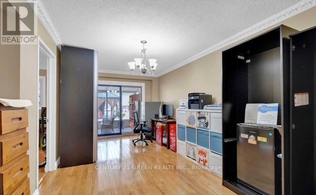 Photo 6 of 7179 Delmonte Crescent, Mississauga ON
