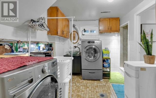 Photo 8 of 7179 Delmonte Crescent, Mississauga ON