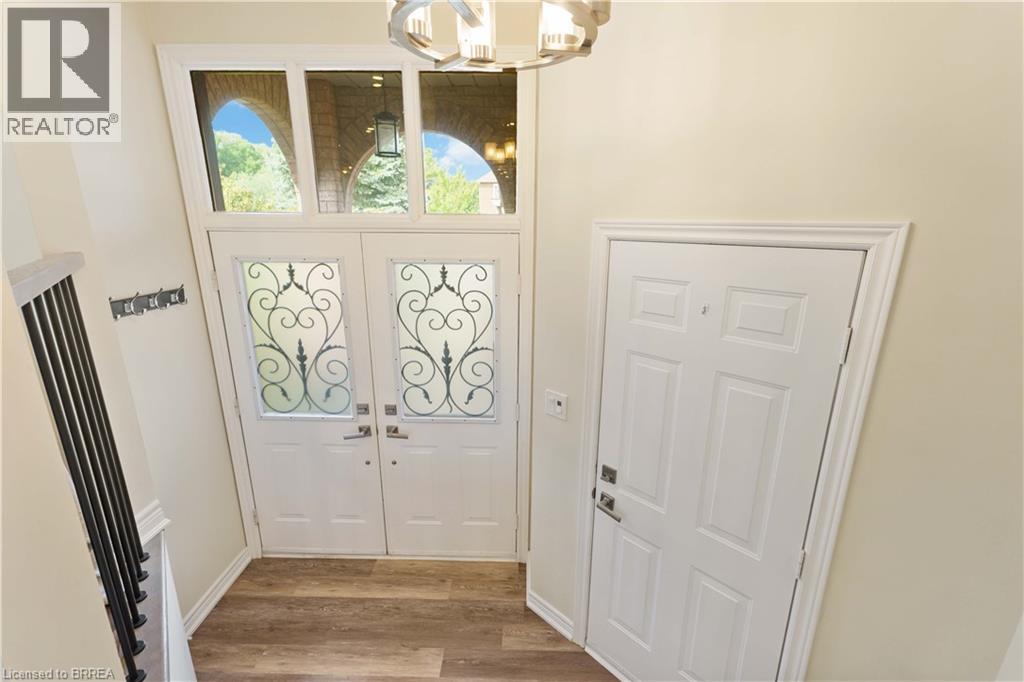 Photo 4 of 4319 Arejay Avenue, Beamsville ON