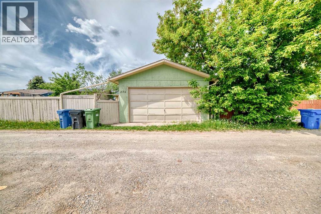 Single Family House Bungalow for Sale in  Fallswater Road NE Falconridge Calgary 