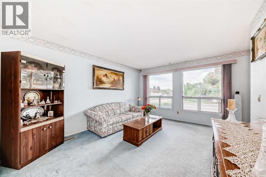 Single Family House Bungalow for Sale in  Fallswater Road NE Falconridge Calgary 