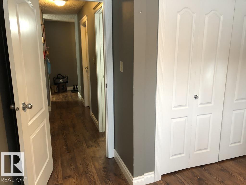 Photo 13 of 10520 80 Avenue Nw, Edmonton AB