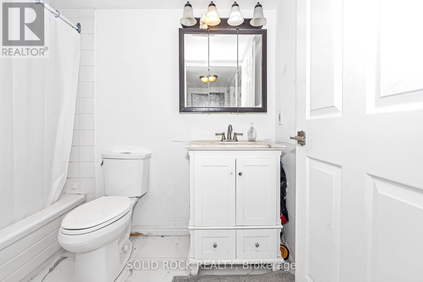 Photo 20 of 124 316 Lorry Greenberg Drive, Ottawa ON