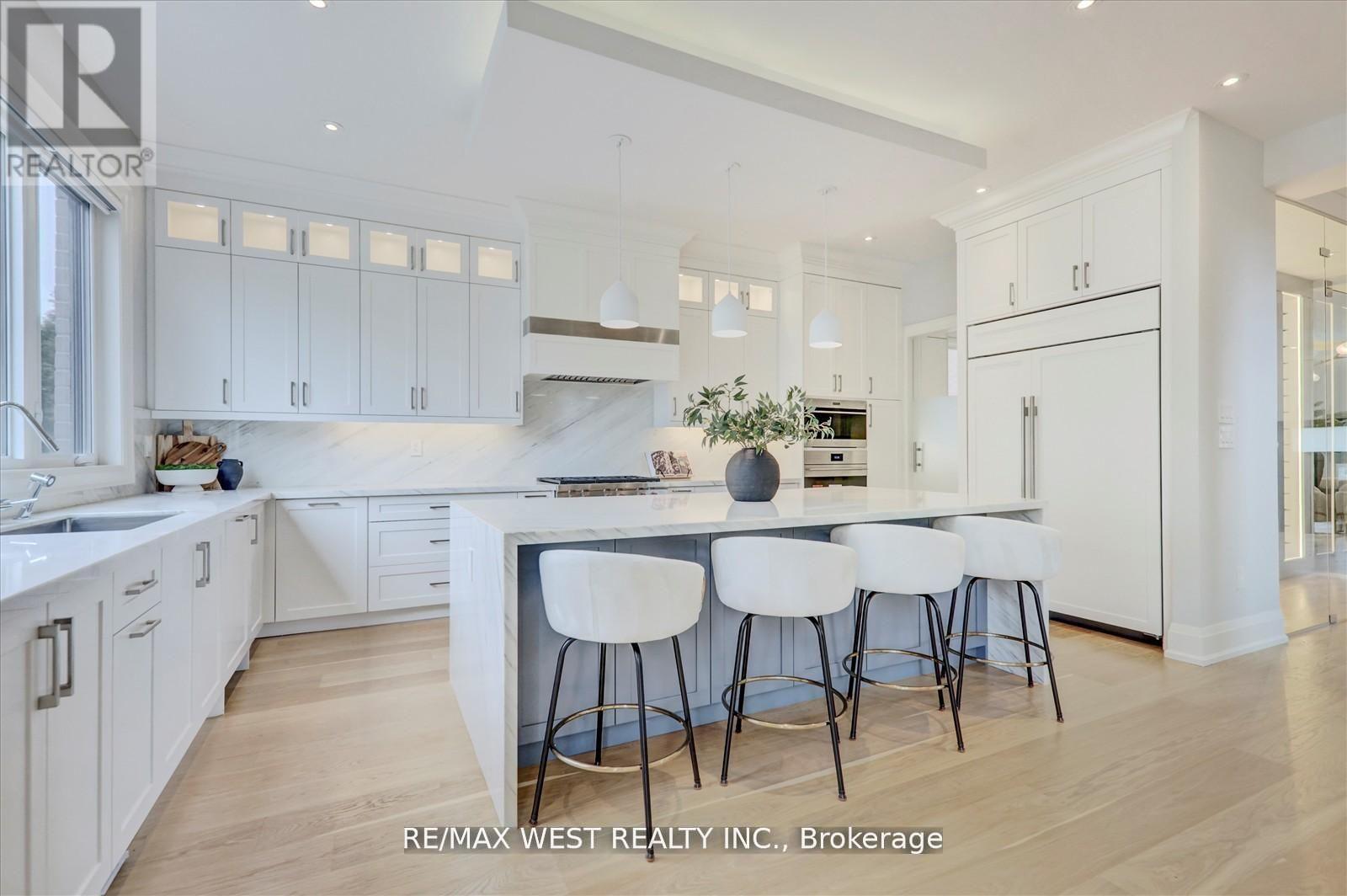 Photo 34 of 232 Ellerslie Avenue, Toronto ON