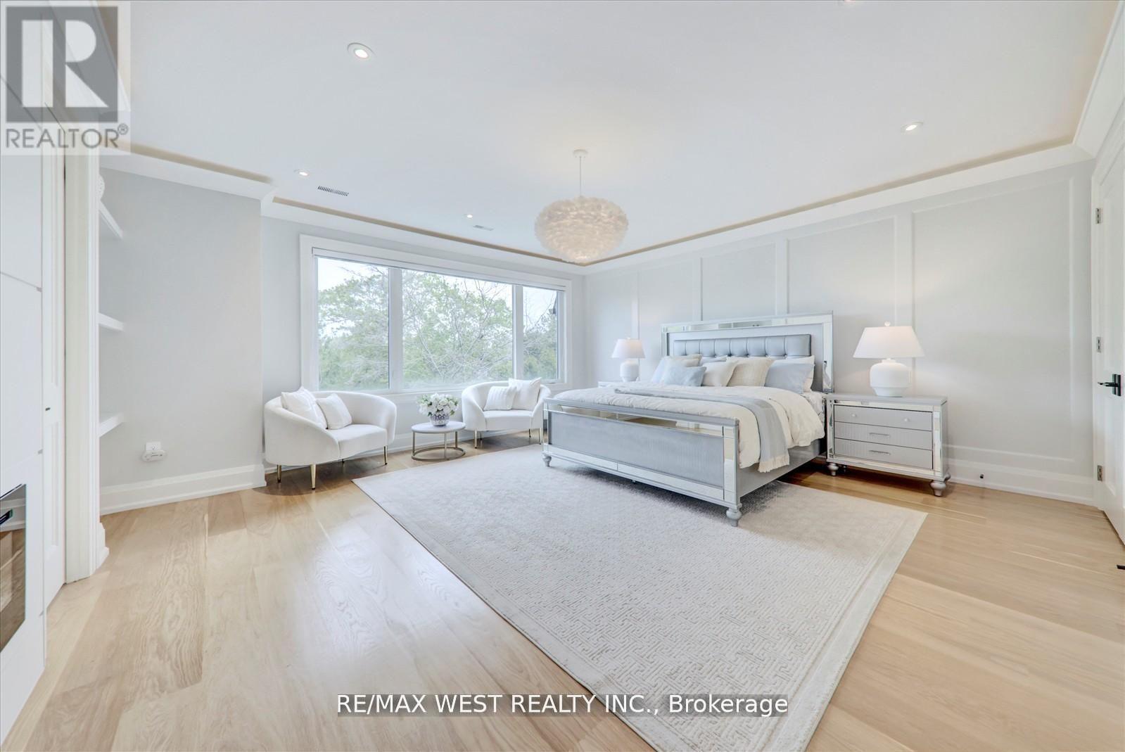 Photo 8 of 232 Ellerslie Avenue, Toronto ON