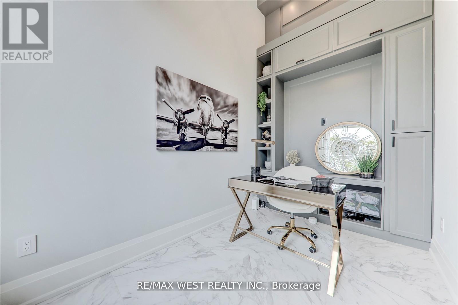 Photo 21 of 232 Ellerslie Avenue, Toronto ON