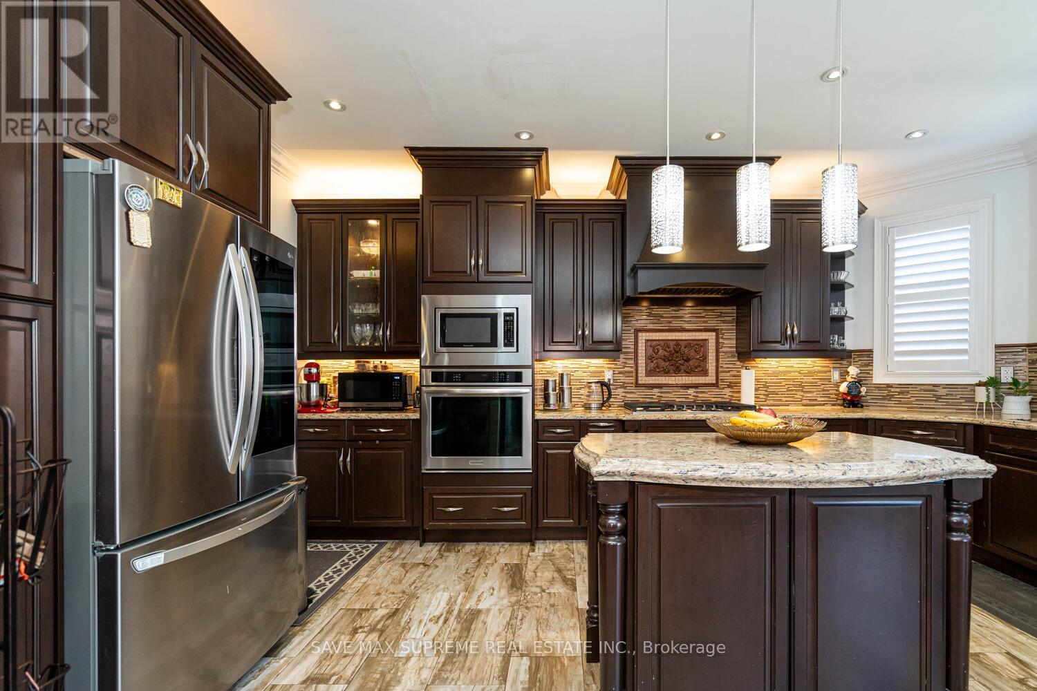 Photo 26 of 424 Tonelli Lane, Milton ON