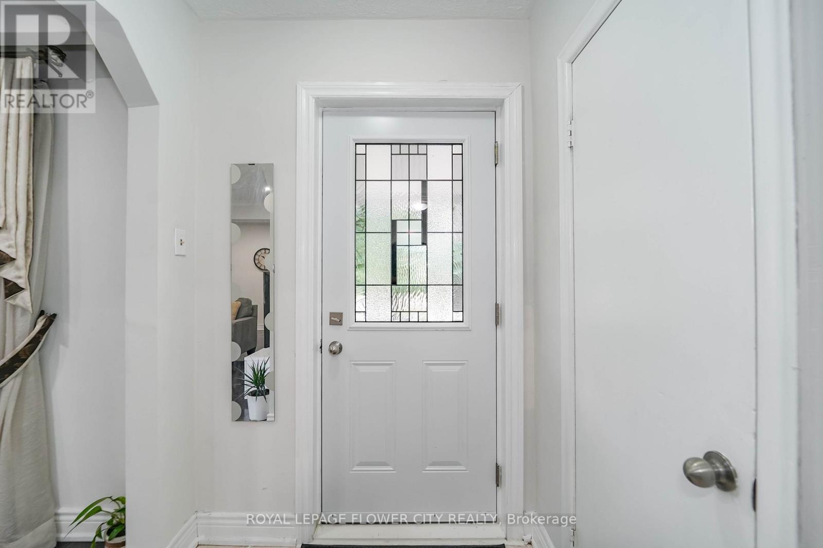 Photo 19 of 16 Scranton Road, Toronto ON